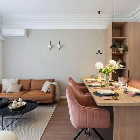 Apartamento Unique & Fun 3br By Cismigiu Gardens & Calea Victoriei *