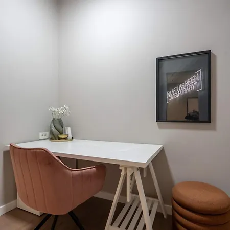 Unique&fun 3br By Cismigiu Gardens&calea Victoriei * Bucarest