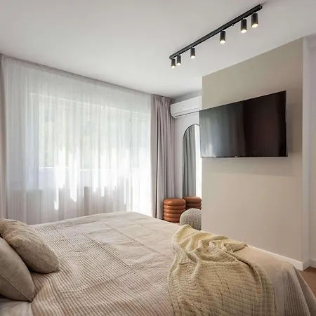 Unique&fun 3br By Cismigiu Gardens&calea Victoriei * Bucarest