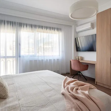 Unique & Fun 3br By Cismigiu Gardens & Calea Victoriei