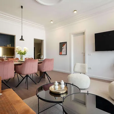 Unique & Fun 3br By Cismigiu Gardens & Calea Victoriei 公寓 *