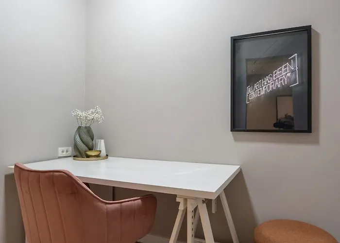 Unique & Fun 3br By Cismigiu Gardens & Calea Victoriei * 布加勒斯特