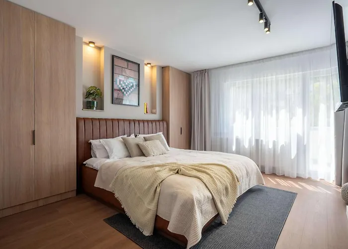 Unique & Fun 3br By Cismigiu Gardens & Calea Victoriei 公寓