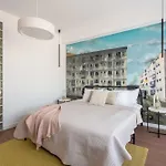 Unique & Fun 3br By Cismigiu Gardens & Calea Victoriei شقة *